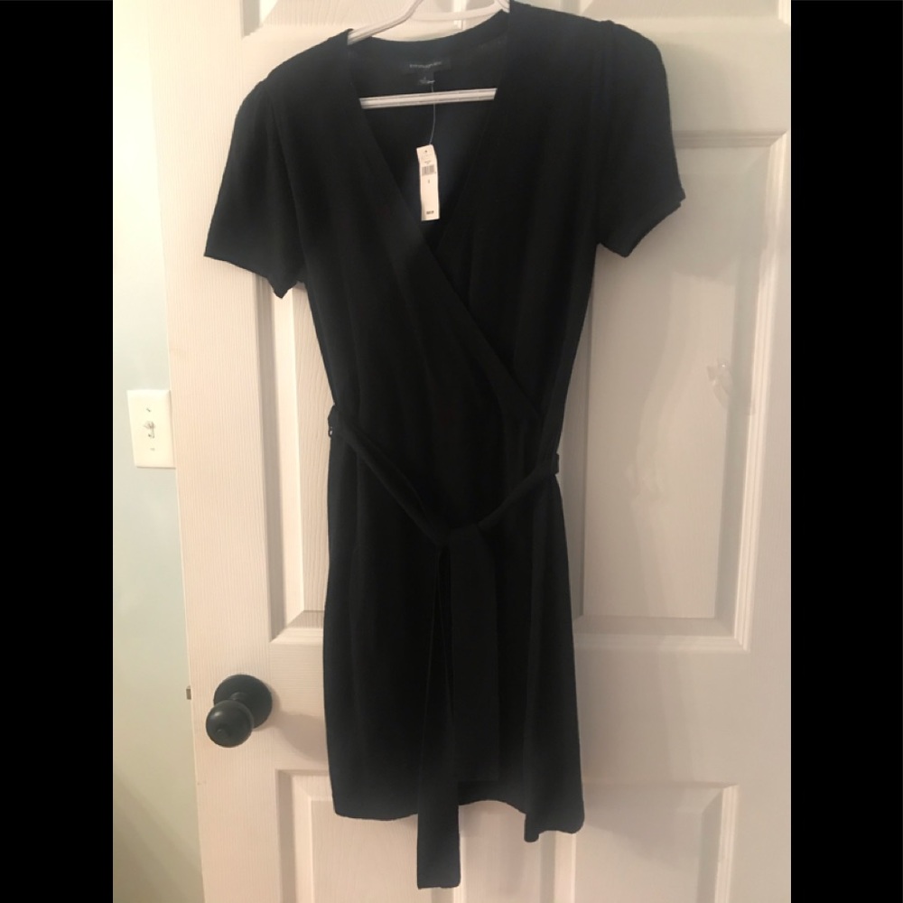 Banana Republic knit faux wrap dress with belt!